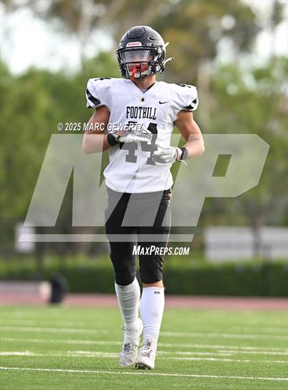 Thumbnail 3 in JV: Foothill @ Crean Lutheran photogallery.