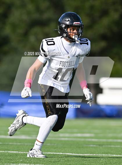 Thumbnail 2 in JV: Foothill @ Crean Lutheran photogallery.