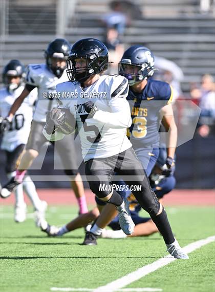Thumbnail 1 in JV: Foothill @ Crean Lutheran photogallery.