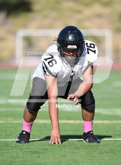 Thumbnail 1 in JV: Foothill @ Crean Lutheran photogallery.