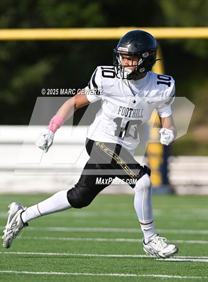 Thumbnail 1 in JV: Foothill @ Crean Lutheran photogallery.