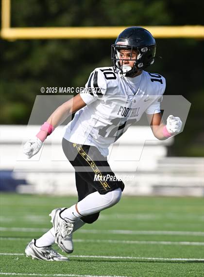 Thumbnail 3 in JV: Foothill @ Crean Lutheran photogallery.