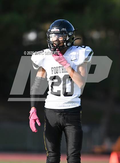 Thumbnail 1 in JV: Foothill @ Crean Lutheran photogallery.