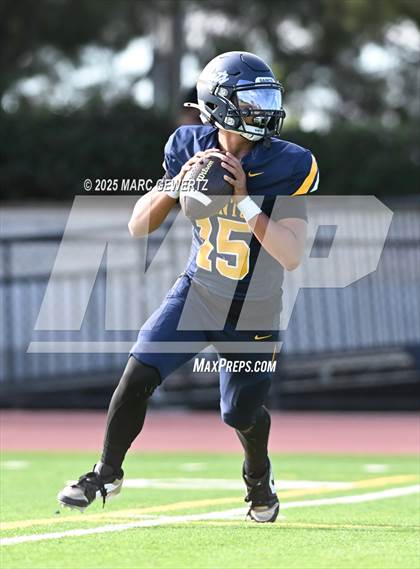 Thumbnail 1 in JV: Foothill @ Crean Lutheran photogallery.