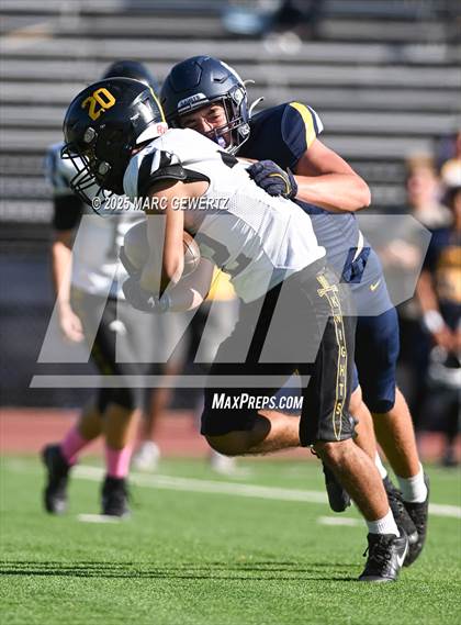 Thumbnail 2 in JV: Foothill @ Crean Lutheran photogallery.