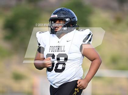 Thumbnail 3 in JV: Foothill @ Crean Lutheran photogallery.