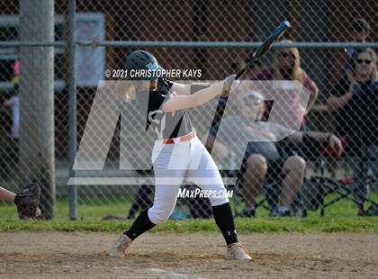 Thumbnail 1 in Crab Orchard @ Benton photogallery.