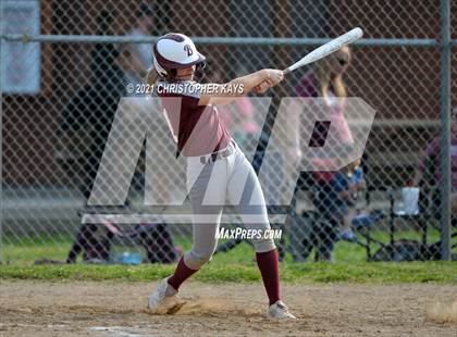 Thumbnail 1 in Crab Orchard @ Benton photogallery.