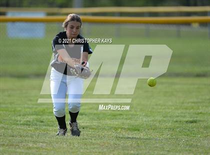 Thumbnail 1 in Crab Orchard @ Benton photogallery.