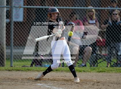 Thumbnail 2 in Crab Orchard @ Benton photogallery.