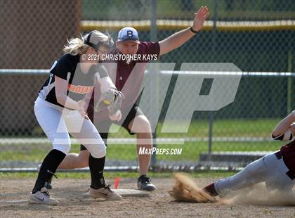 Thumbnail 2 in Crab Orchard @ Benton photogallery.
