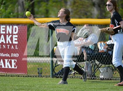 Thumbnail 1 in Crab Orchard @ Benton photogallery.