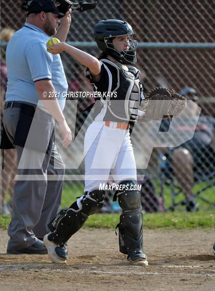 Thumbnail 1 in Crab Orchard @ Benton photogallery.