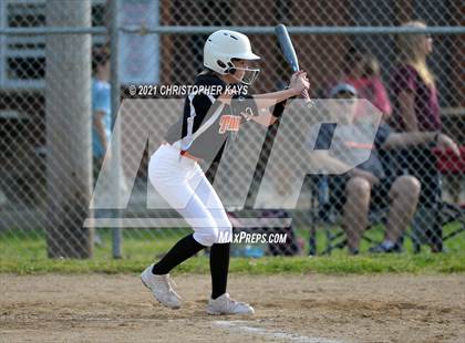 Thumbnail 3 in Crab Orchard @ Benton photogallery.