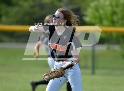 Thumbnail 1 in Crab Orchard @ Benton photogallery.