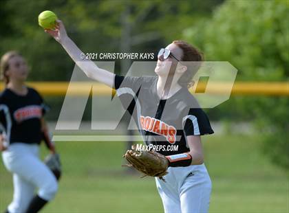 Thumbnail 2 in Crab Orchard @ Benton photogallery.