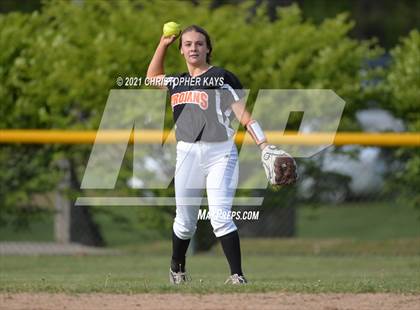 Thumbnail 1 in Crab Orchard @ Benton photogallery.