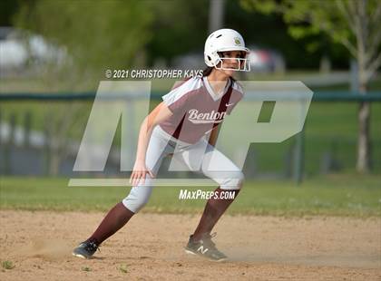 Thumbnail 2 in Crab Orchard @ Benton photogallery.