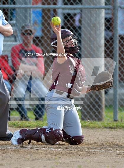 Thumbnail 1 in Crab Orchard @ Benton photogallery.