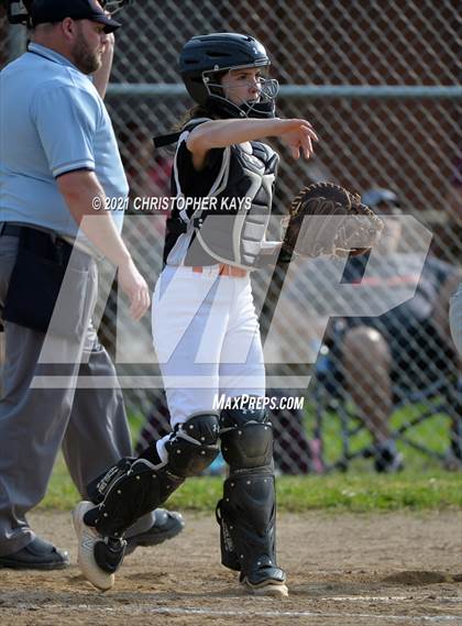 Thumbnail 2 in Crab Orchard @ Benton photogallery.