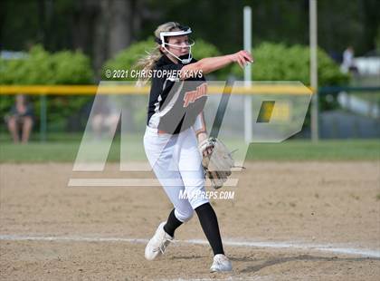 Thumbnail 3 in Crab Orchard @ Benton photogallery.