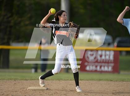 Thumbnail 1 in Crab Orchard @ Benton photogallery.