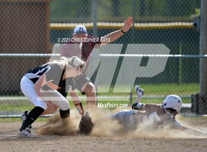 Thumbnail 1 in Crab Orchard @ Benton photogallery.
