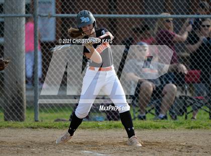 Thumbnail 1 in Crab Orchard @ Benton photogallery.