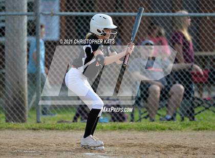 Thumbnail 1 in Crab Orchard @ Benton photogallery.
