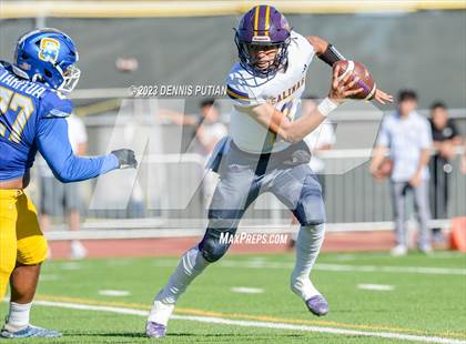 Thumbnail 3 in Salinas @ Serra (CIF CCS Open Division Quarterfinals) photogallery.