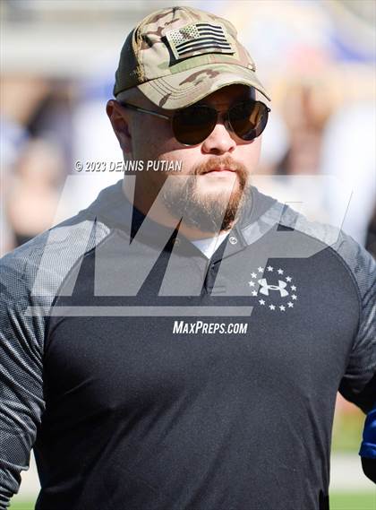 Thumbnail 2 in Salinas @ Serra (CIF CCS Open Division Quarterfinals) photogallery.