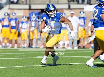 Thumbnail 3 in Salinas @ Serra (CIF CCS Open Division Quarterfinals) photogallery.