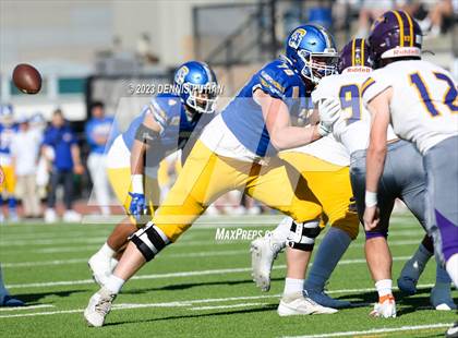 Thumbnail 3 in Salinas @ Serra (CIF CCS Open Division Quarterfinals) photogallery.
