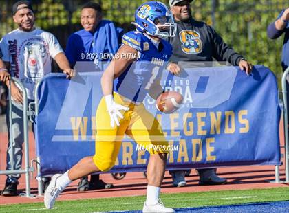 Thumbnail 3 in Salinas @ Serra (CIF CCS Open Division Quarterfinals) photogallery.