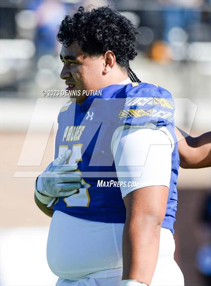 Thumbnail 2 in Salinas @ Serra (CIF CCS Open Division Quarterfinals) photogallery.
