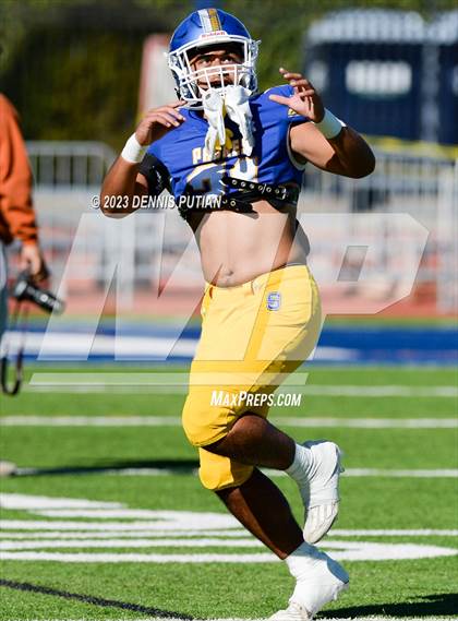 Thumbnail 2 in Salinas @ Serra (CIF CCS Open Division Quarterfinals) photogallery.