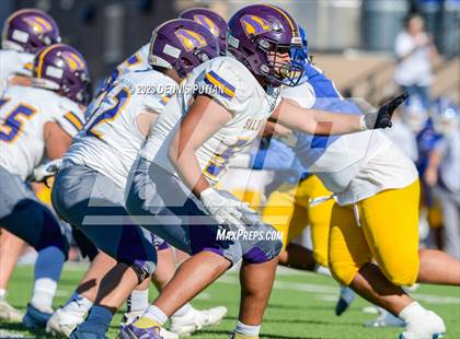 Thumbnail 3 in Salinas @ Serra (CIF CCS Open Division Quarterfinals) photogallery.