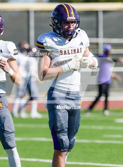 Thumbnail 1 in Salinas @ Serra (CIF CCS Open Division Quarterfinals) photogallery.