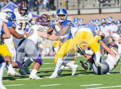 Thumbnail 1 in Salinas @ Serra (CIF CCS Open Division Quarterfinals) photogallery.
