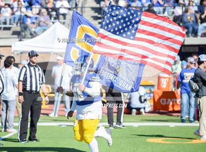Thumbnail 1 in Salinas @ Serra (CIF CCS Open Division Quarterfinals) photogallery.
