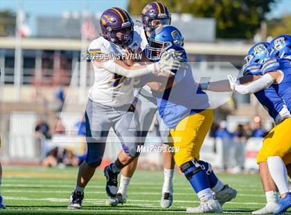 Thumbnail 3 in Salinas @ Serra (CIF CCS Open Division Quarterfinals) photogallery.