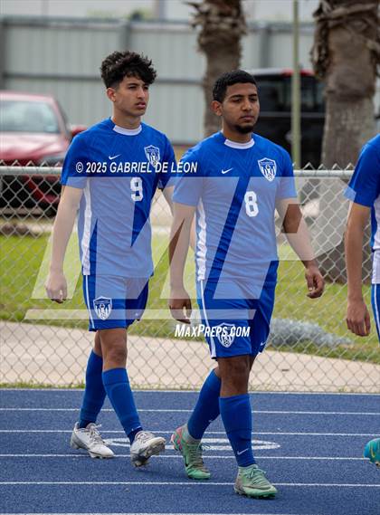 Thumbnail 1 in Progreso @ Port Isabel (Uil Region IV 4A D1 Bi-District Soccer) photogallery.