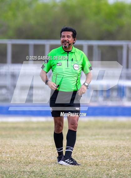 Thumbnail 1 in Progreso @ Port Isabel (Uil Region IV 4A D1 Bi-District Soccer) photogallery.