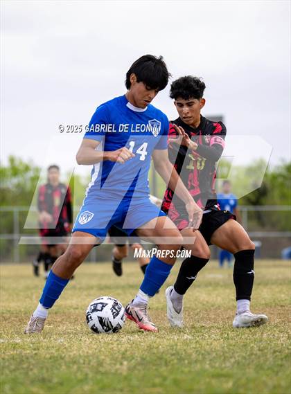 Thumbnail 3 in Progreso @ Port Isabel (Uil Region IV 4A D1 Bi-District Soccer) photogallery.