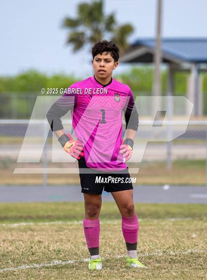 Thumbnail 2 in Progreso @ Port Isabel (Uil Region IV 4A D1 Bi-District Soccer) photogallery.