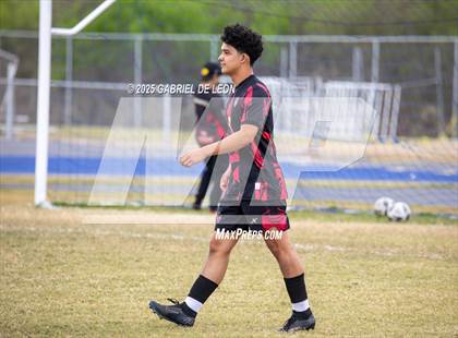 Thumbnail 3 in Progreso @ Port Isabel (Uil Region IV 4A D1 Bi-District Soccer) photogallery.