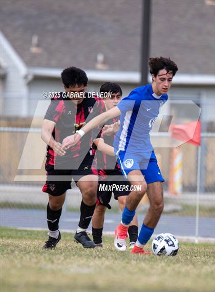 Thumbnail 1 in Progreso @ Port Isabel (Uil Region IV 4A D1 Bi-District Soccer) photogallery.