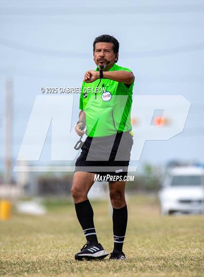 Thumbnail 2 in Progreso @ Port Isabel (Uil Region IV 4A D1 Bi-District Soccer) photogallery.