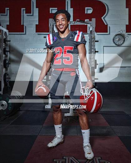 Thumbnail 3 in Mater Dei (Preseason Early Contenders Photo Shoot)) photogallery.