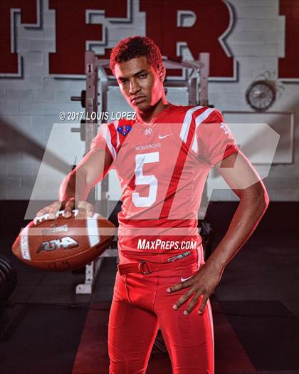 Thumbnail 3 in Mater Dei (Preseason Early Contenders Photo Shoot)) photogallery.